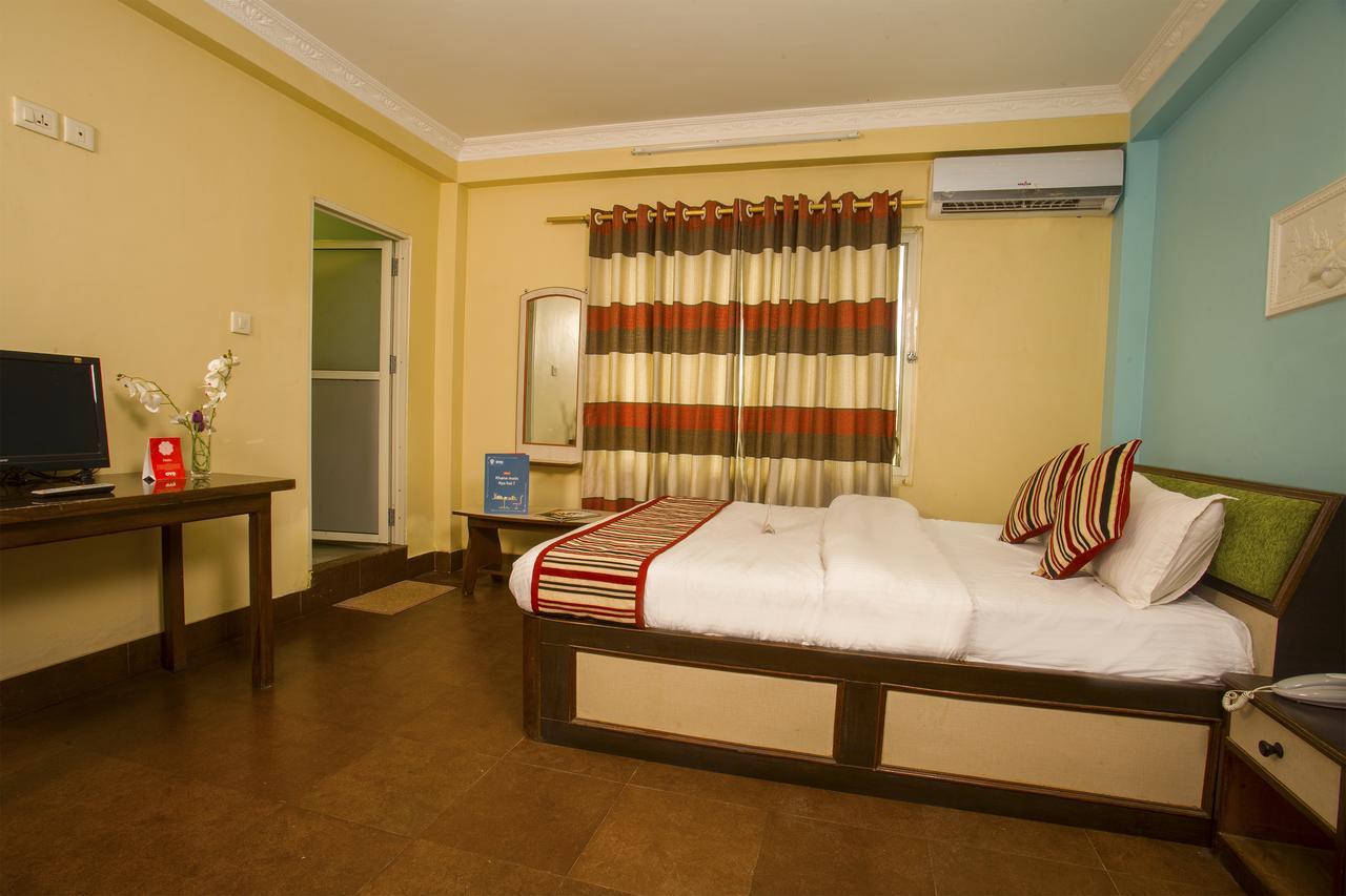 Oyo 145 Sirahali Khusbu Hotel &Lodge Kathmandu Exterior photo